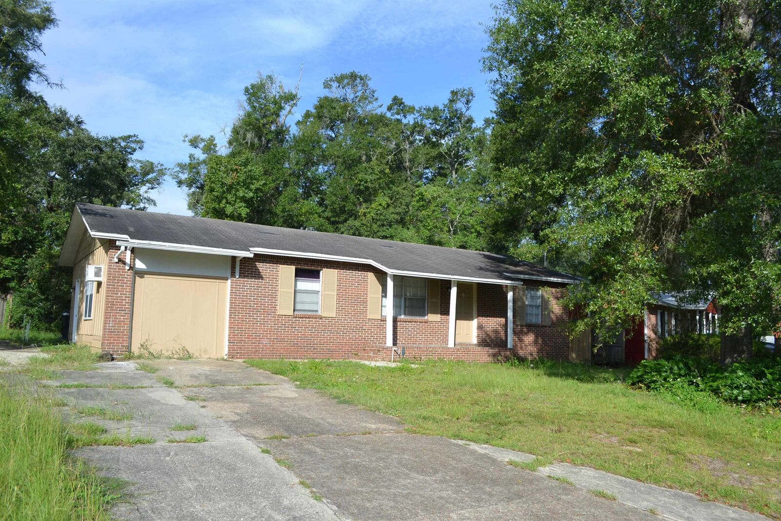 Property Photo: 3404 Sunnyside Drive FL 32305