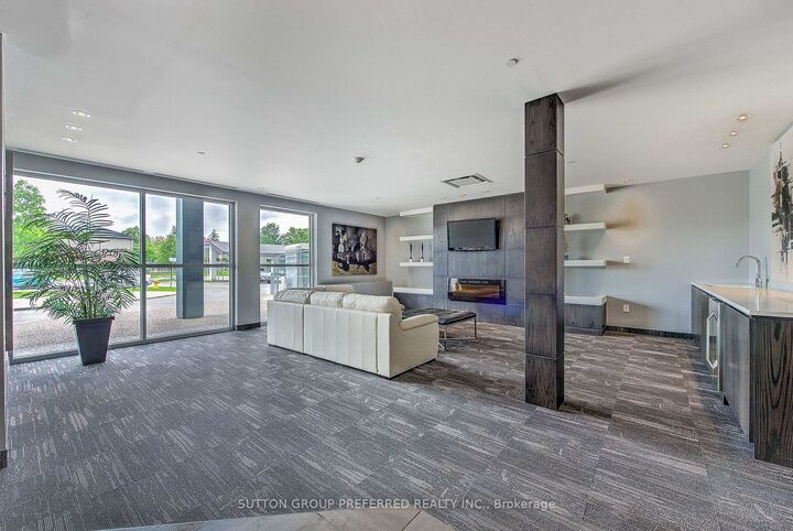 Property Photo: 1705 Fiddlehead Place 102 ON N6G 5M6