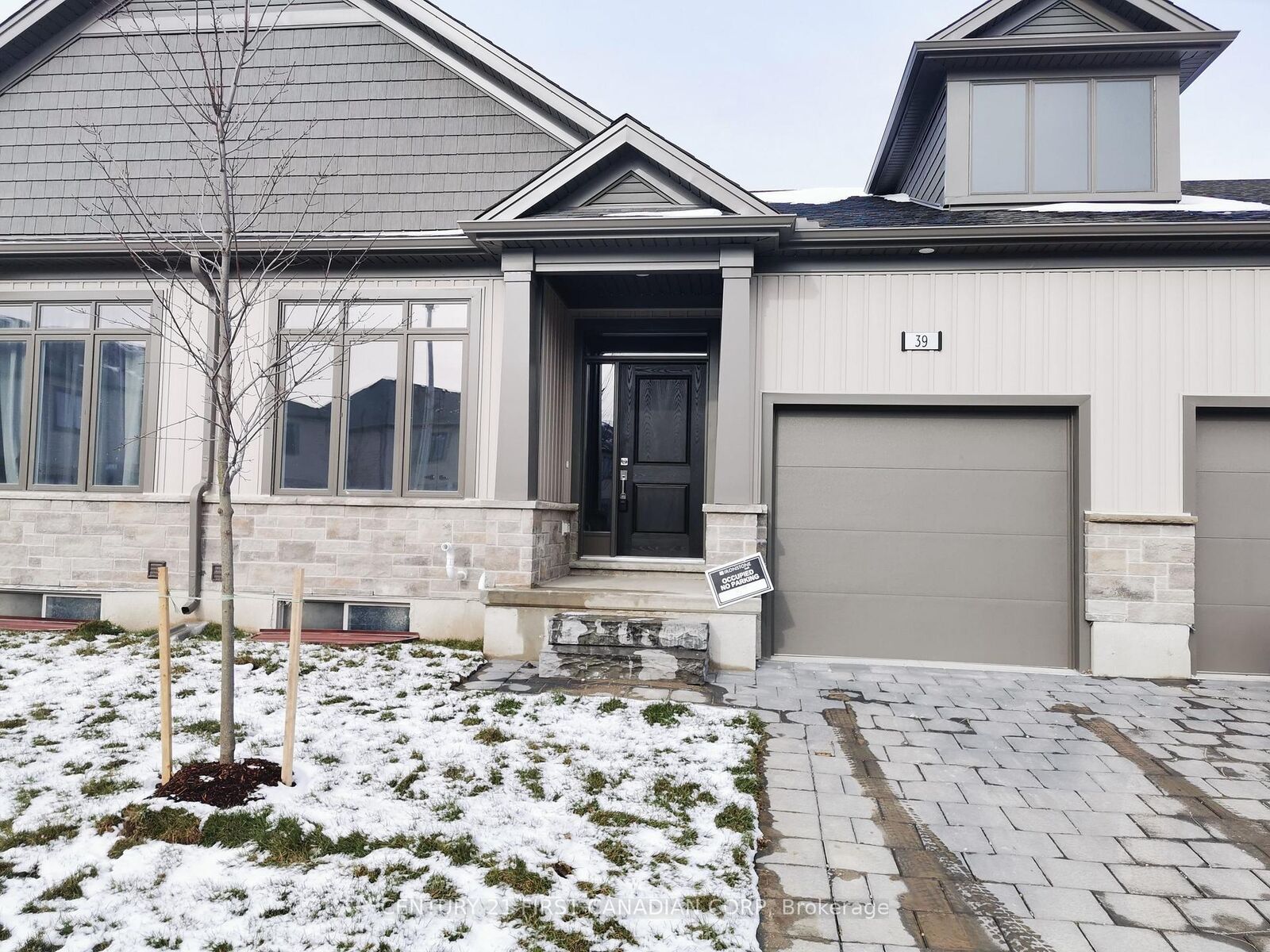 Property Photo: 745 Chelton Road 39 ON N6M 0A2