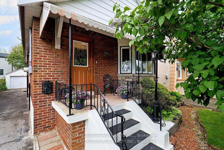 Property Photo: 334 O'Connor Drive ON M4J 2V3