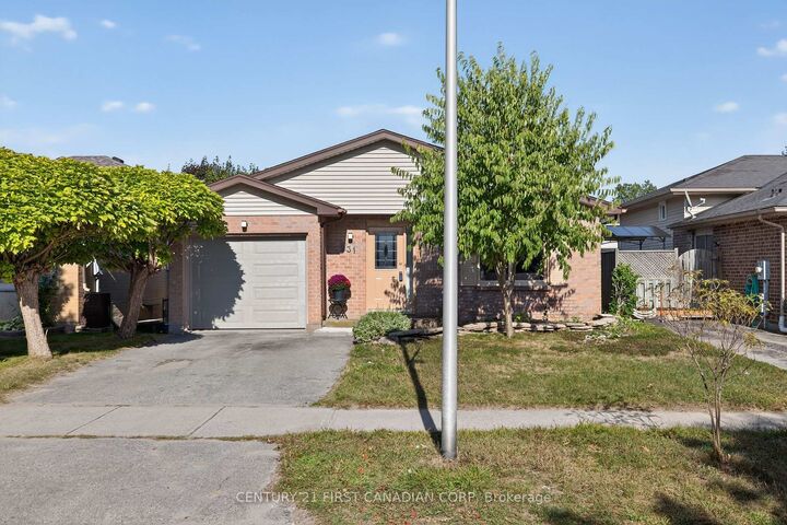 Property Photo: 231 Portsmouth Crescent E ON N5V 4C9