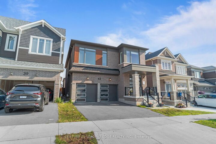 Photo de la propriété:  43 William Nador Street  ON N2E 3X8 