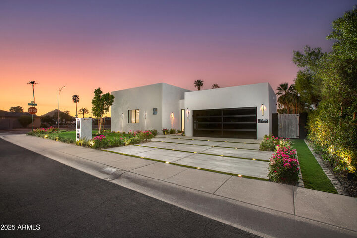 Property Photo: 8402 E Heatherbrae Drive AZ 85251