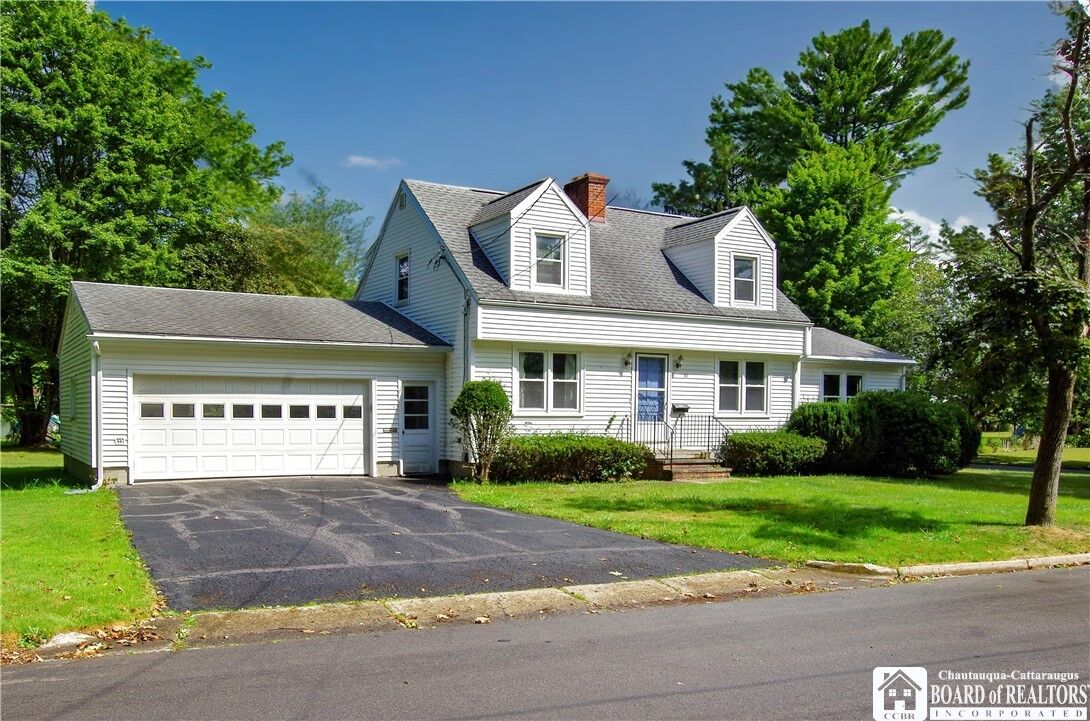 Property Photo:  80 Chambers Street  NY 14701 