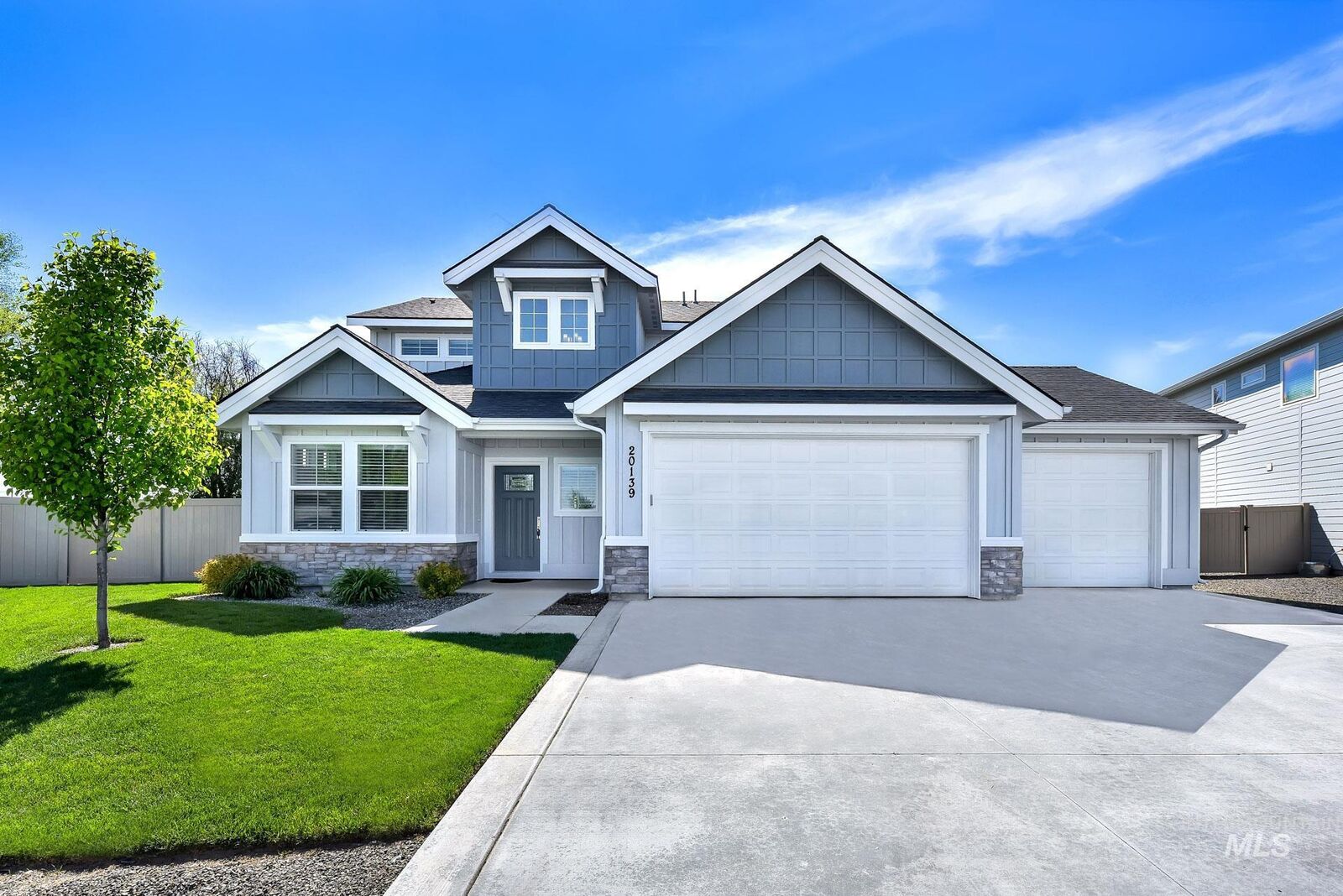 Property Photo:  20139 Carbondale Ave  ID 83605 