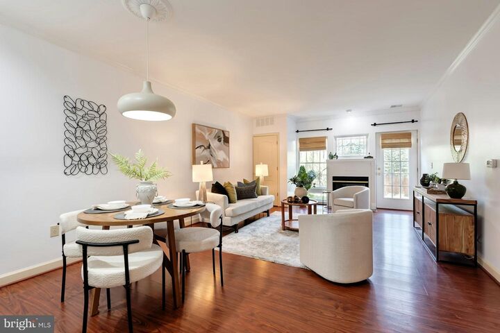 6940 Fairfax Drive 110  Arlington VA 22213 photo