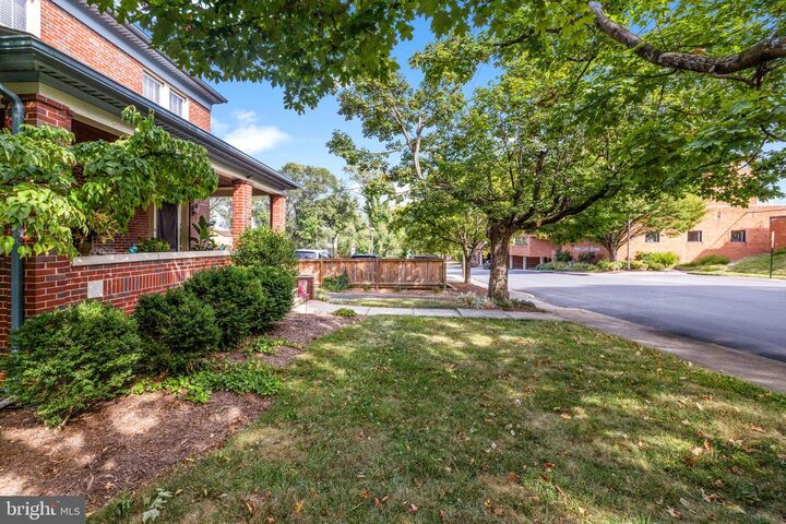 Property Photo: 420 W Cork Street VA 22601