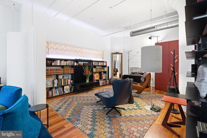 Property Photo:  314 N 12th Street 205  PA 19107 