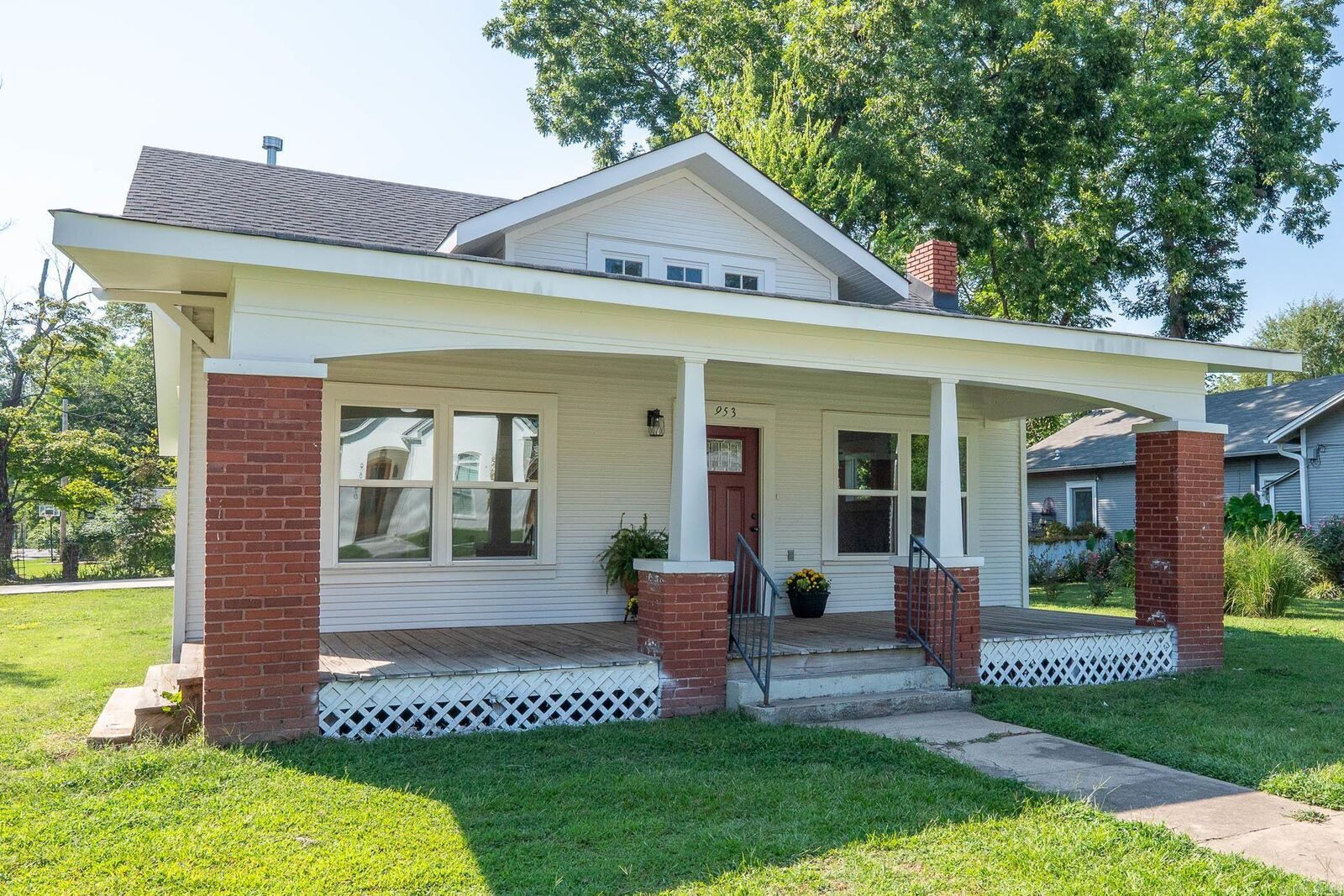 Property Photo:  953 Watkins Street  AR 72034 