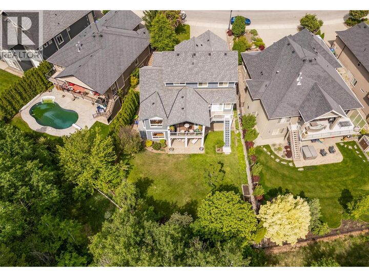 Property Photo:  2423 Paramount Drive  BC V4T 3K4 