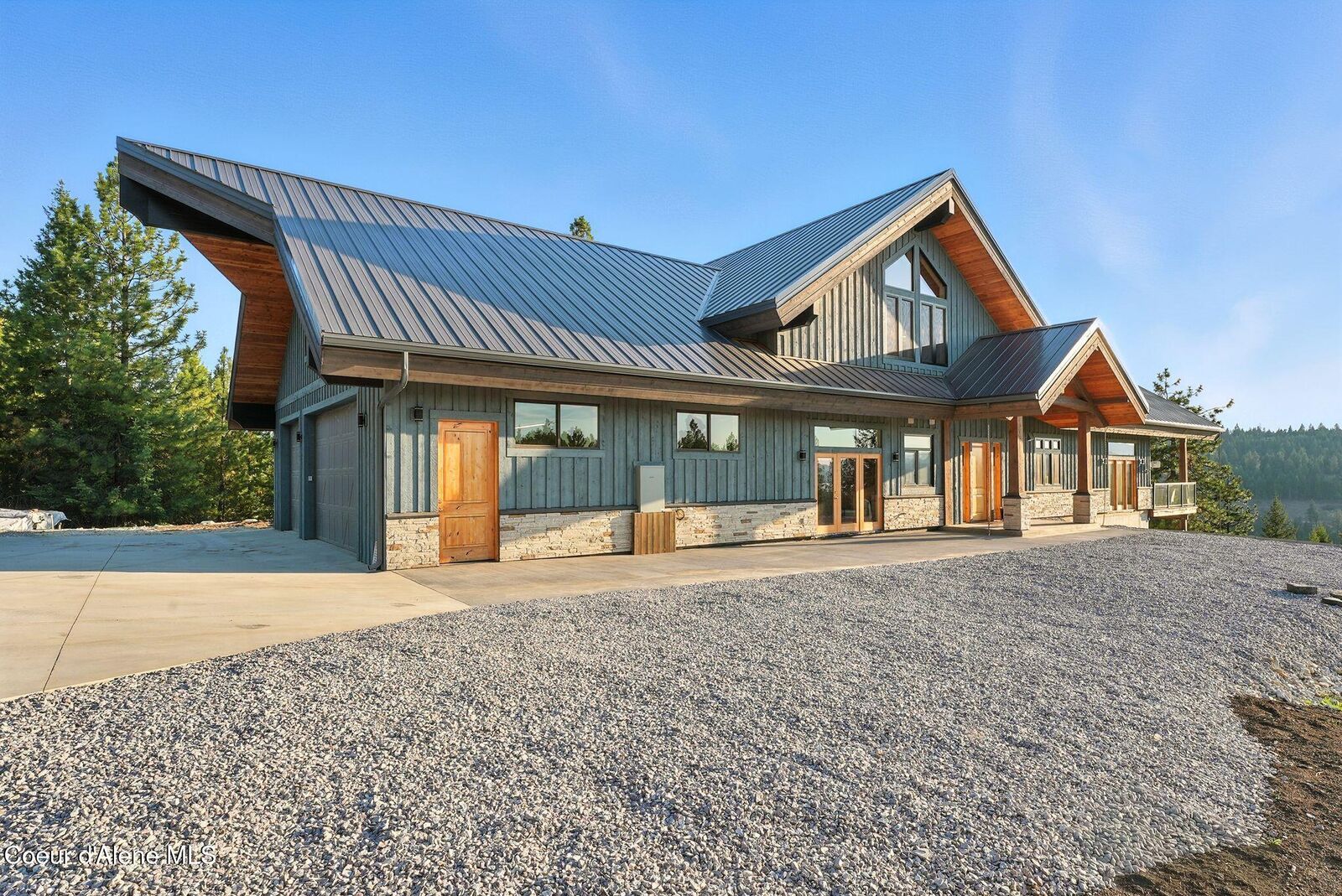 Home for sale in Harrison: 4440 E Lisa Rd, Harrison, ID 83833