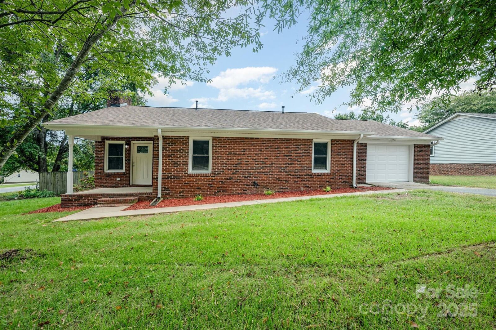 Property Photo: 2208 Brantley Road NC 28083