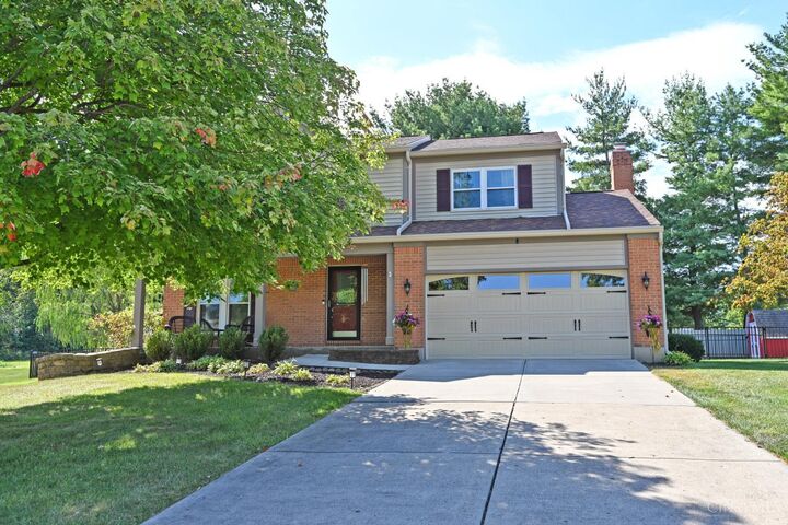 Property Photo:  5857 Fawn Run Drive  OH 45040 