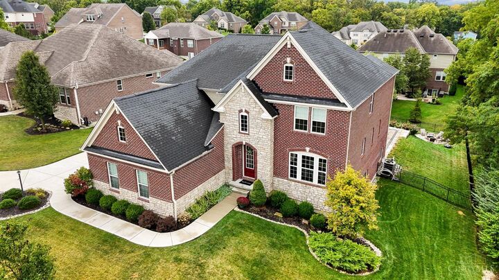 7053 Laurel Oaks Drive  West Chester OH 45069 photo