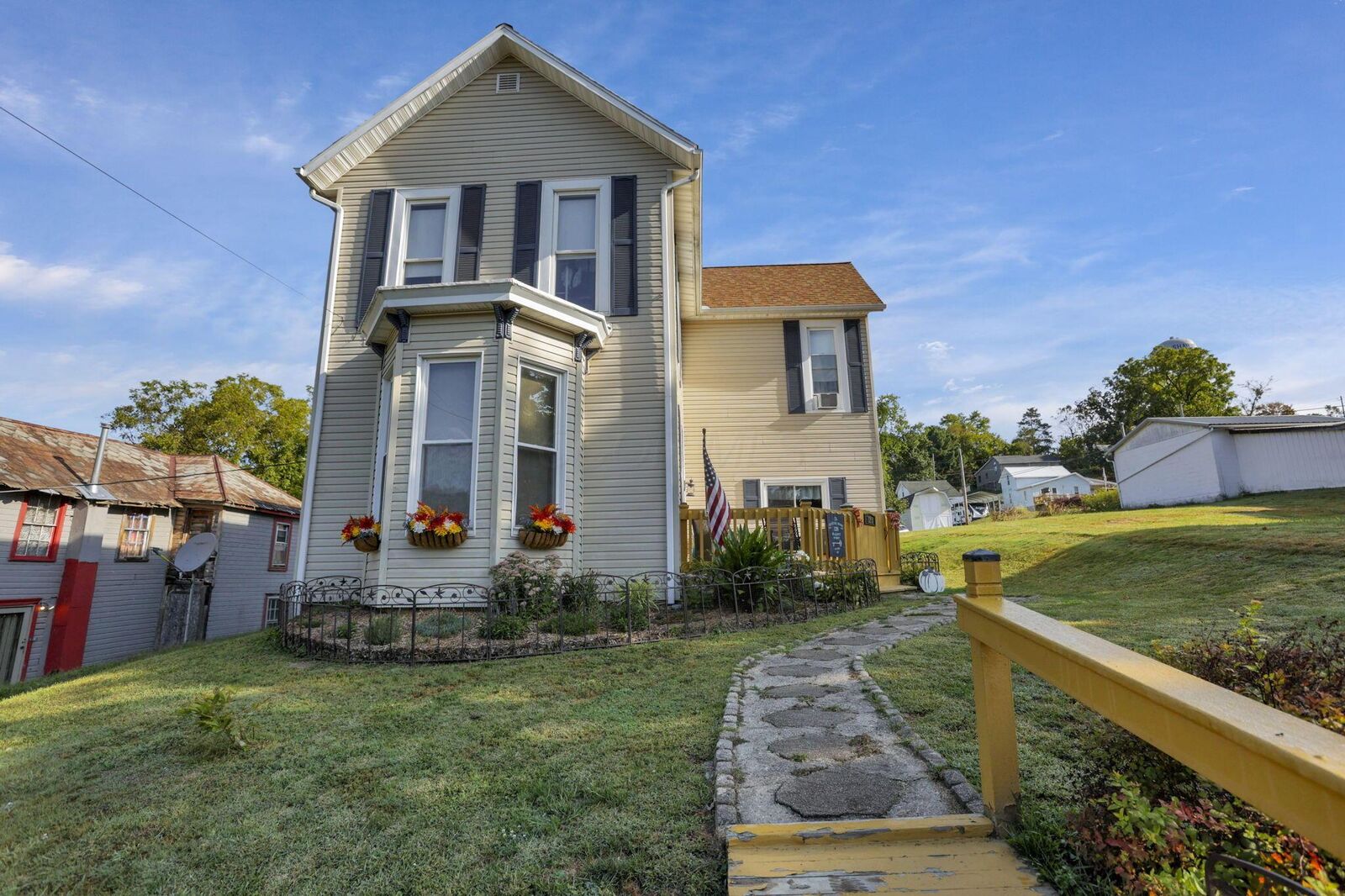 Property Photo:  128 W Walnut Street  OH 43782 