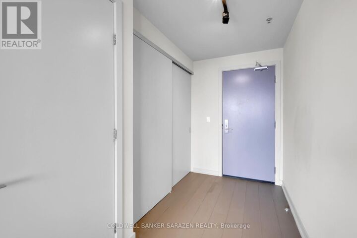 Property Photo:  203 Catherine Street 1407  ON K2P 1J5 