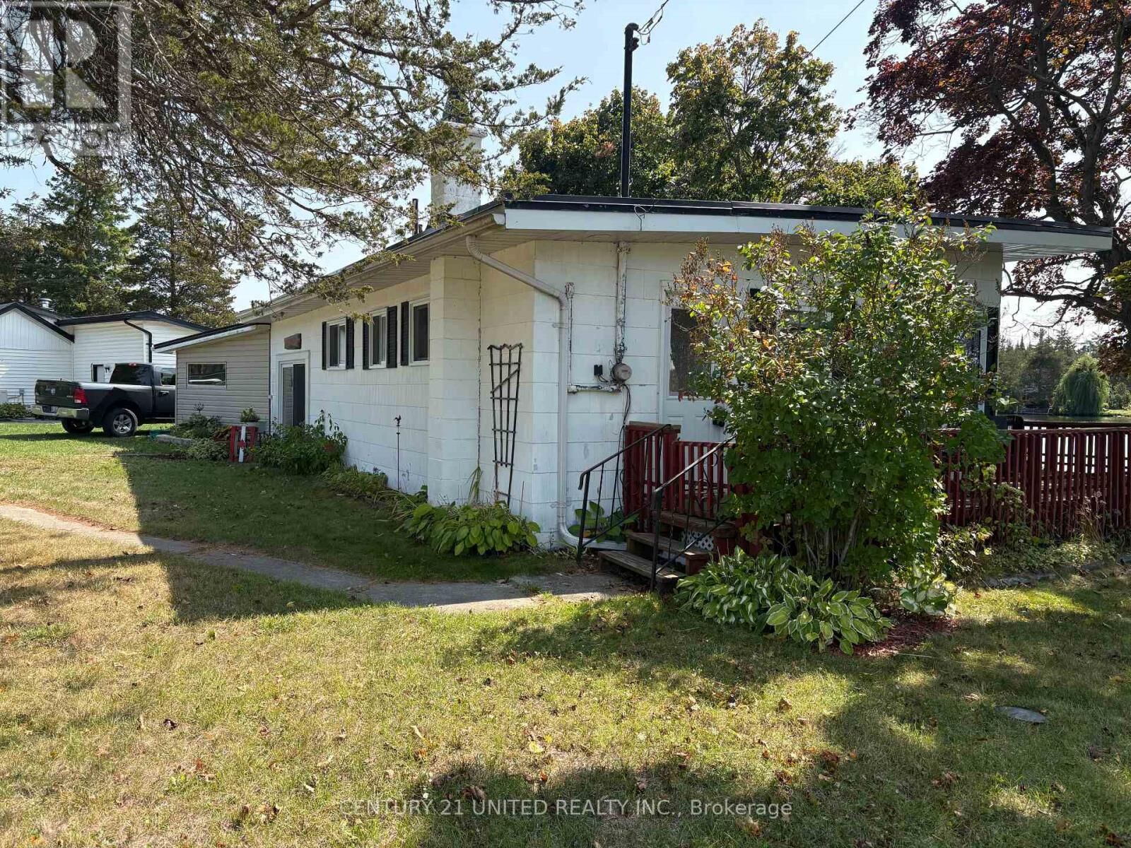 Photo de la propriété:  6475 County Road 50  ON K0L 1L0 