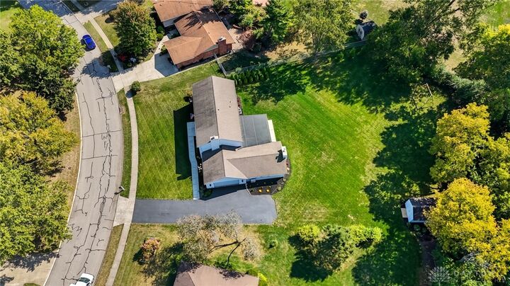 Property Photo:  7640 Cloverbrook Park Drive  OH 45459 