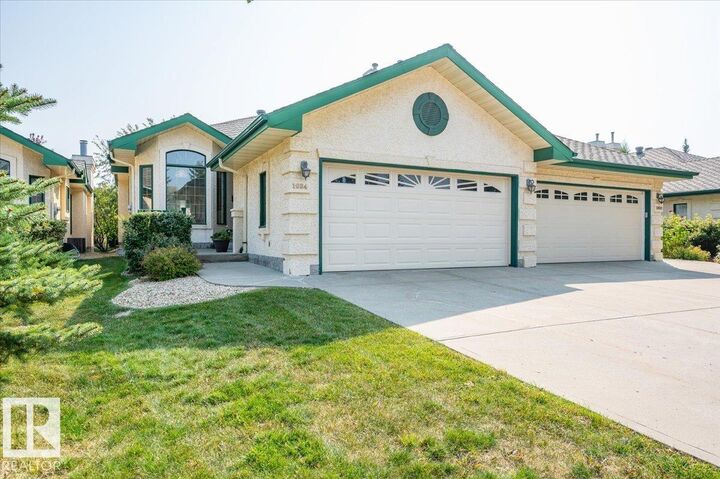 1034 Carter Crest Road NW  Edmonton AB T6R 2K2 photo