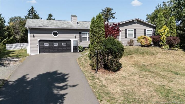 3261 Mountain Road  Moncton NB E1G 2X1 photo