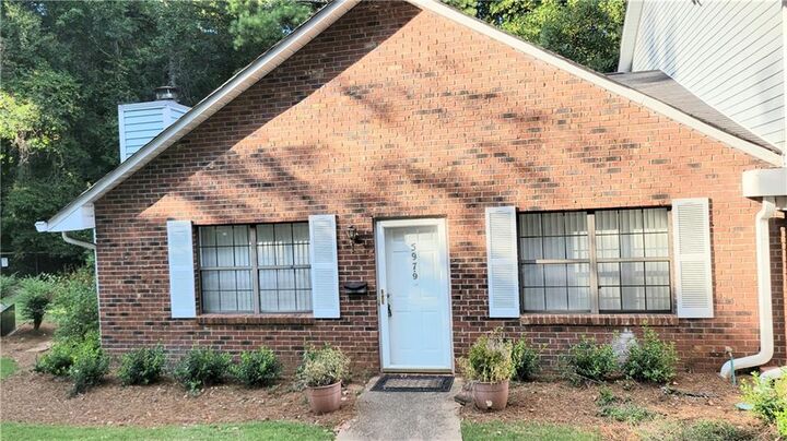 Property Photo:  5979 Wintergreen Road  GA 30093