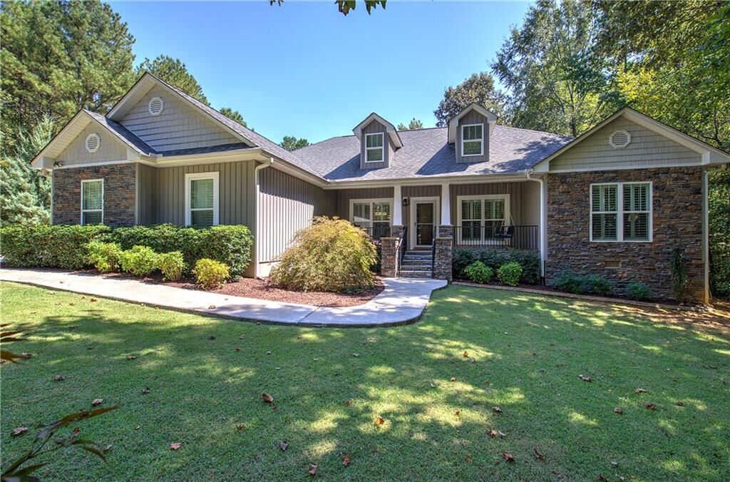 Property Photo: 30 White Road NW GA 30103