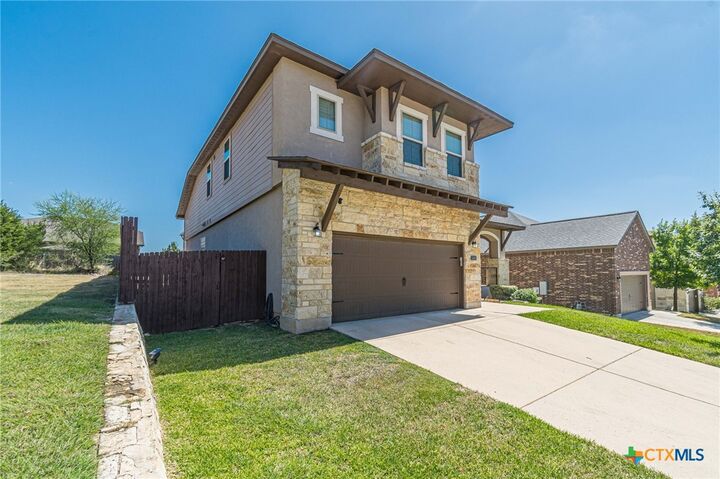 Property Photo: 1450 Rock Dove Road TX 78260