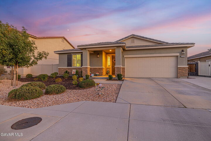 Property Photo:  4216 W Ivyton Street  CA 93536 