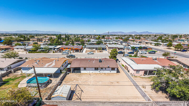 Property Photo:  956 Duskin Drive  TX 79907 