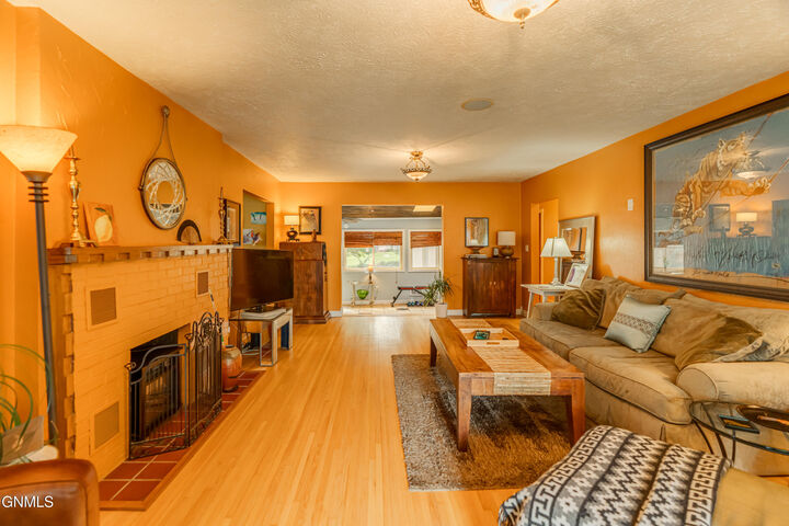 710 N Bell Street  Bismarck ND 58501 photo