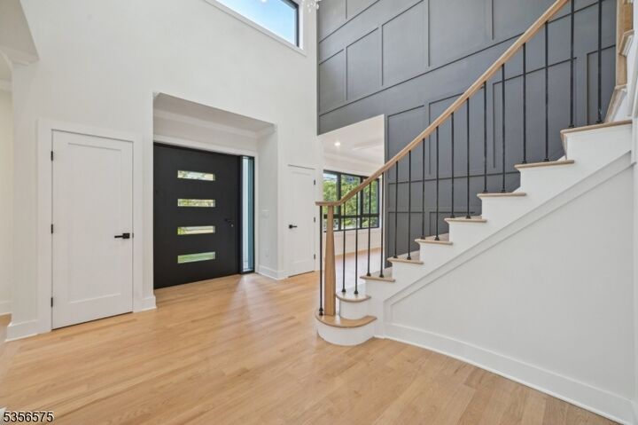 Property Photo:  5 Foxcroft Dr  NJ 07039 
