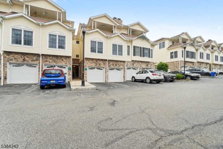 Property Photo: 91 Roseland Ave B4 NJ 07006