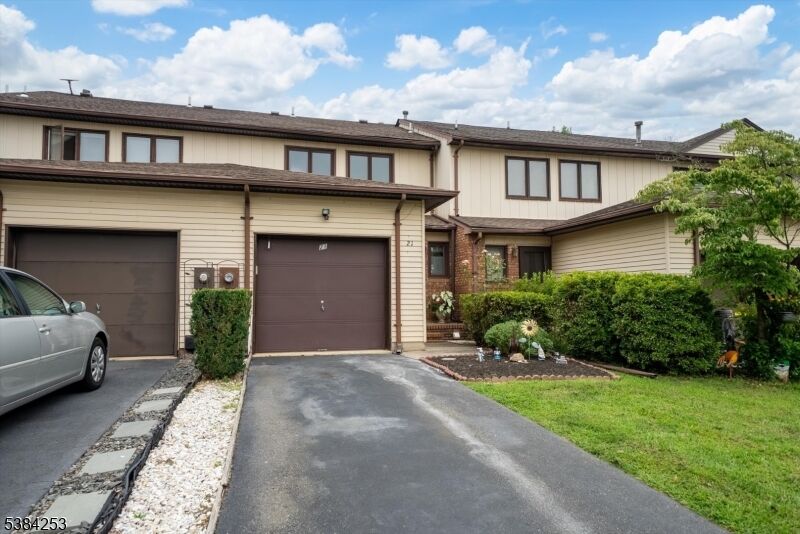 Property Photo:  21 Saxonney Cir  NJ 08822 
