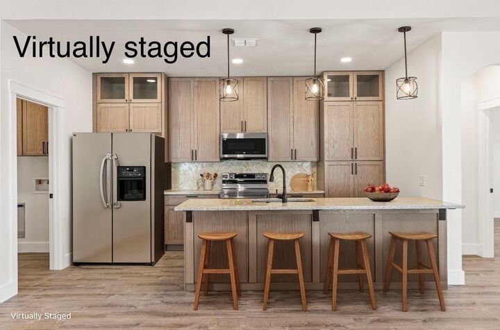 Property Photo:  1012 Creswell Lane  TX 78028 