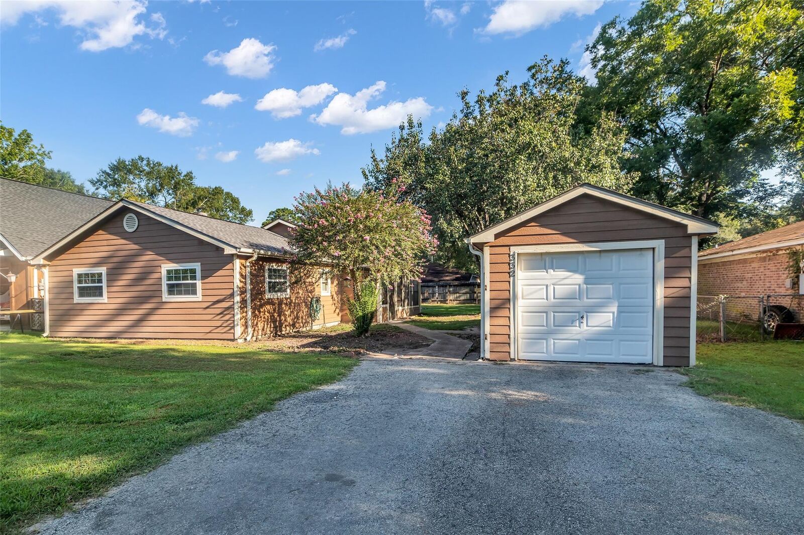 Property Photo:  332 Springwood Drive  TX 77385 