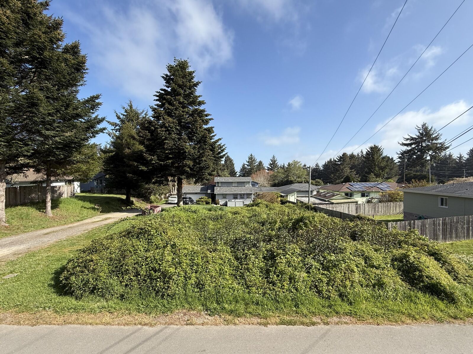 Property Photo: 2495 Worthington Road CA 95503