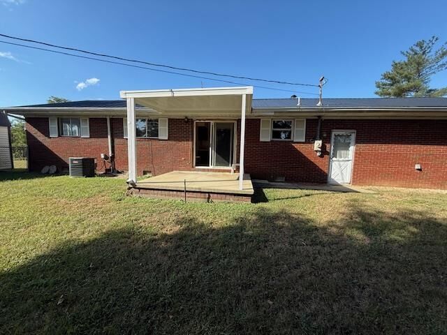Property Photo: 3680 County Road 21 OH 45638