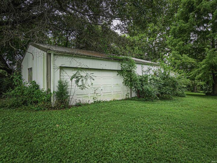 Property Photo:  1266 E County Rd. 400 N  IN 47567 