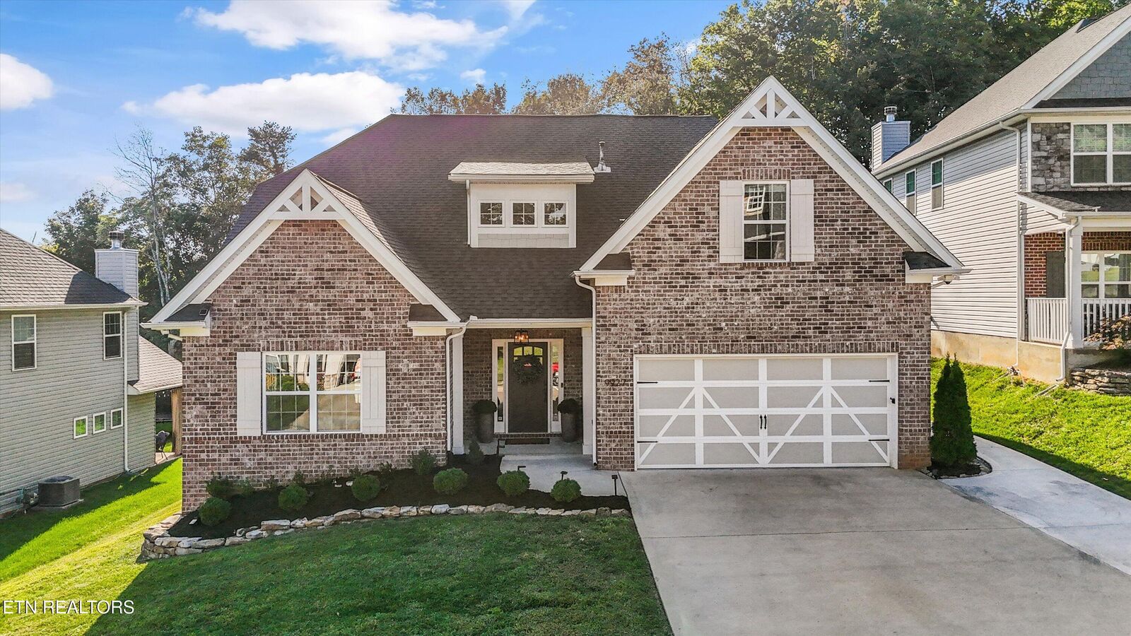 Property Photo:  9927 Hummingbird Lane  TN 37923 