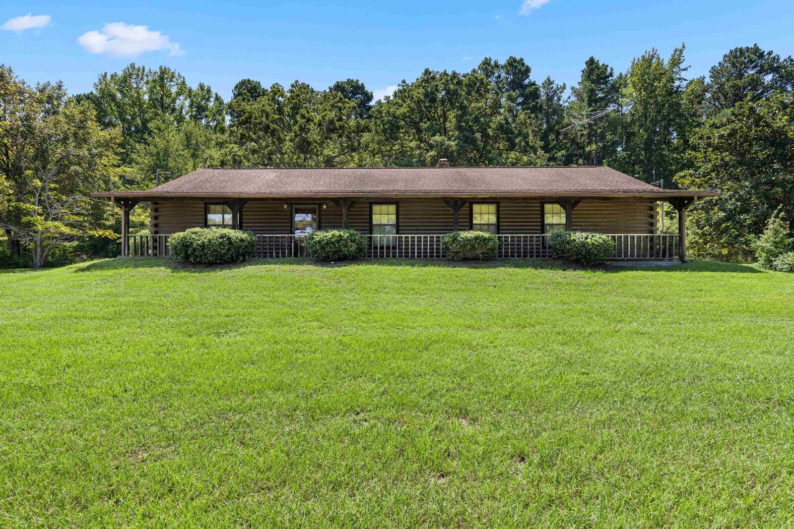 Property Photo: 503 Mill Creek Rd TX 75605