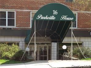Property Photo:  16 Lake Street 7J  NY 10603 