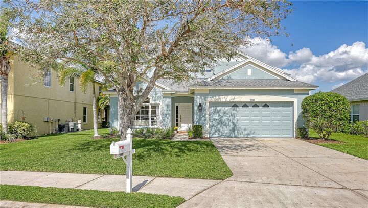 Property Photo:  5011 60th Drive E  FL 34203 