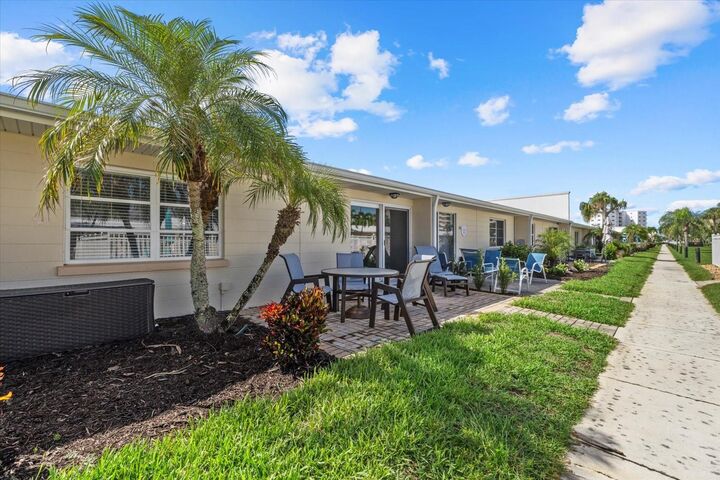 5830 Midnight Pass Road 52  Sarasota FL 34242 photo