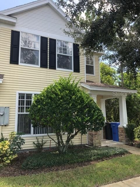 Property Photo:  11050 Black Swan Court  FL 33584 