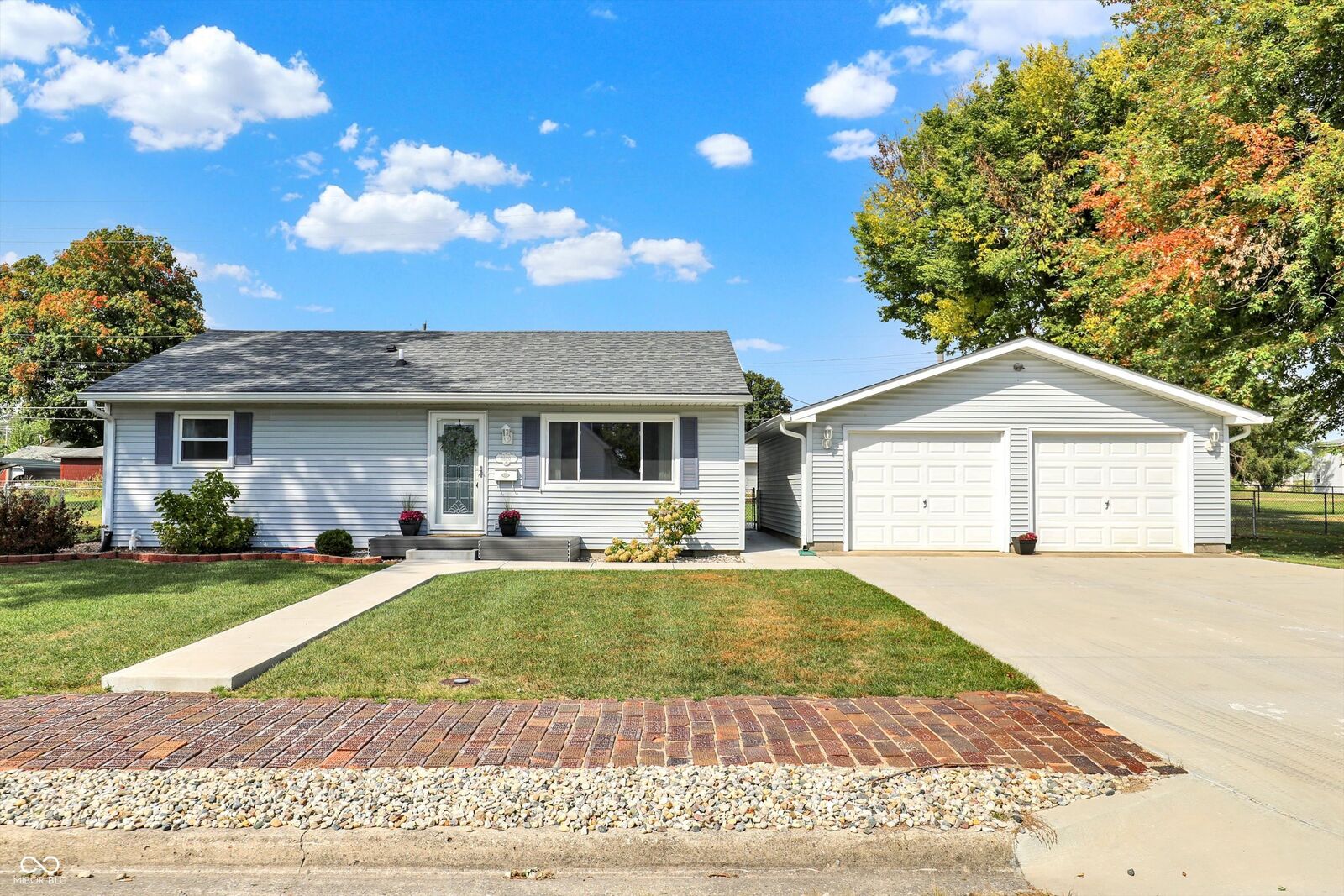 Property Photo: 1620 S L Street IN 46036