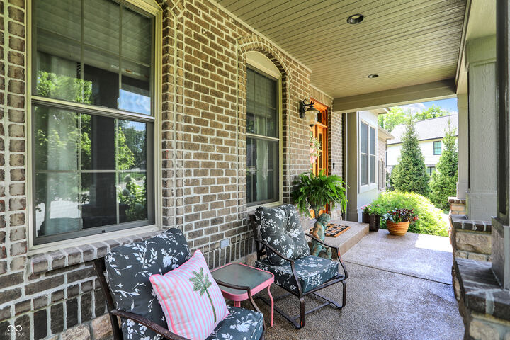 Property Photo: 4939 Morgans Creek Court IN 46033