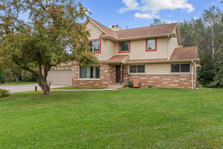 4460 N 158th St  Brookfield WI 53005 photo