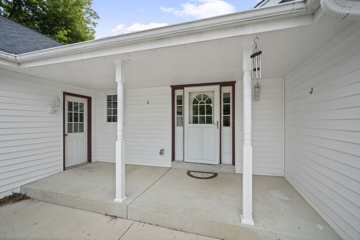 Property Photo:  407 Morrissey Dr  WI 53153 