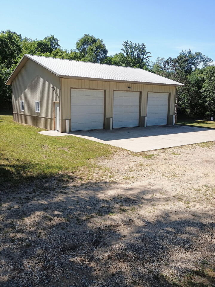 Property Photo: 4080 W Stevenson Lake Road MI 48632