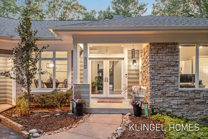 Property Photo: 4235 Braeburn Court MI 49441